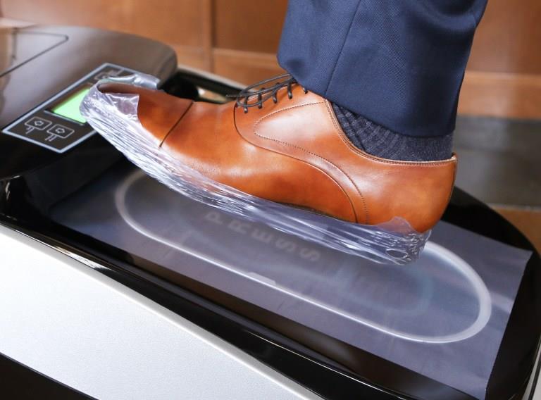 Incaltator automat pentru pantofi cu termosudare - Dr. Mayer 