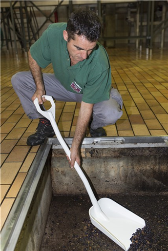 Lopata ergonomica 1140 mm, Vikan, albastru