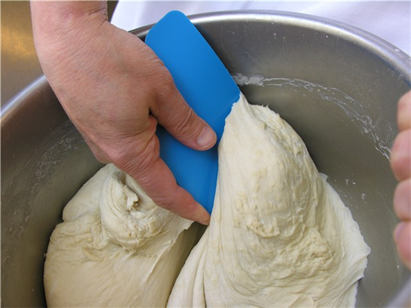 Scraper flexibil 165 mm, metal detectabil, Vikan, alb