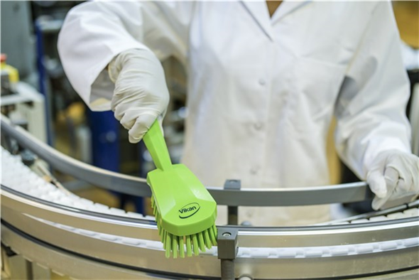 Perie cu maner scurt, peri duri, 270 mm, albastra - Vikan