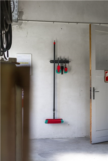 Suport perete 4 - 6 produse 395 mm, Vikan, maro