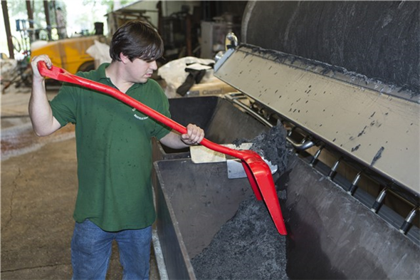 Lopata ergonomica 1310 mm, Vikan, albastru