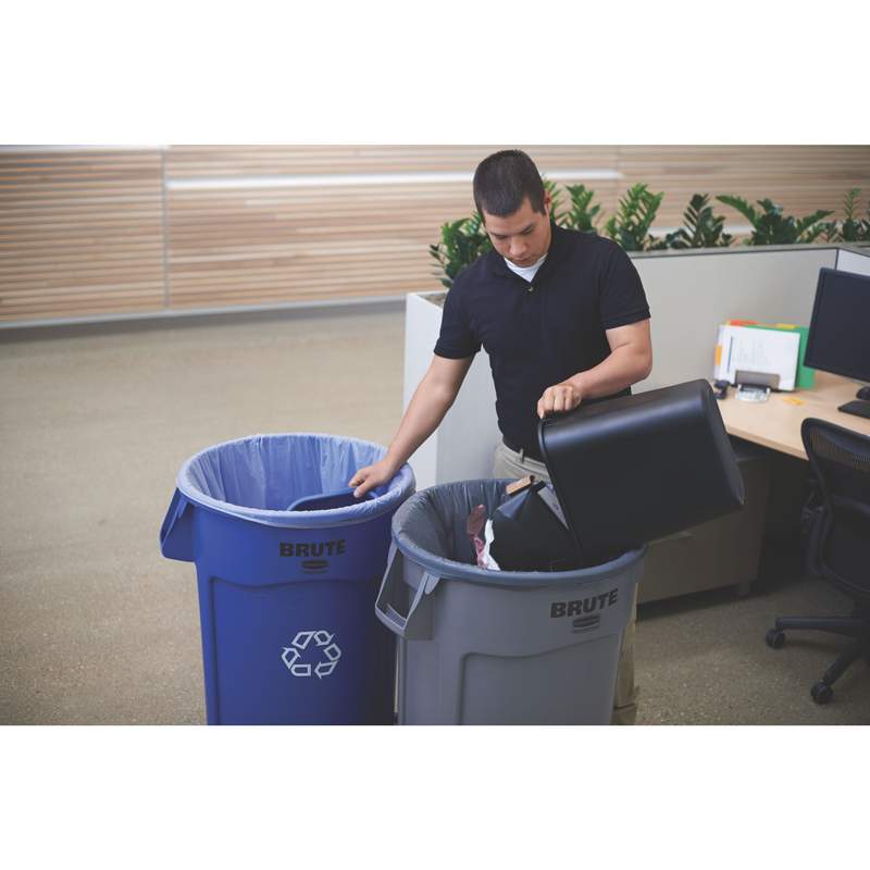 Container Brute cu canale de ventilare 121.1 L, albastru - Rubbermaid albastru