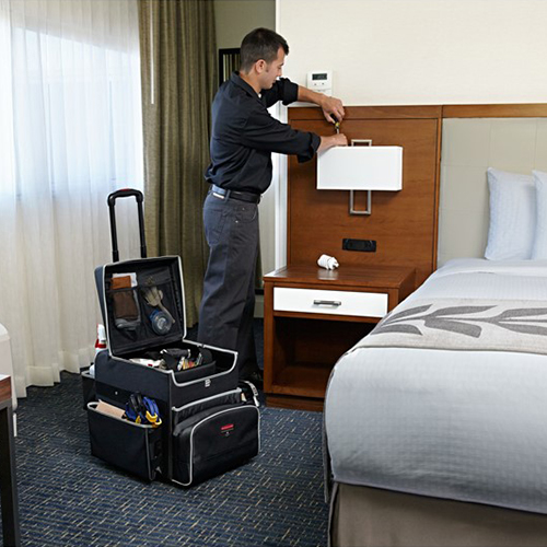 Carucior hotelier Quick Cart mic - Rubbermaid 