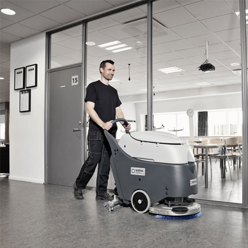 SC 450 E - Echipament de spalat-aspirat, cu cablu - Nilfisk Advance 