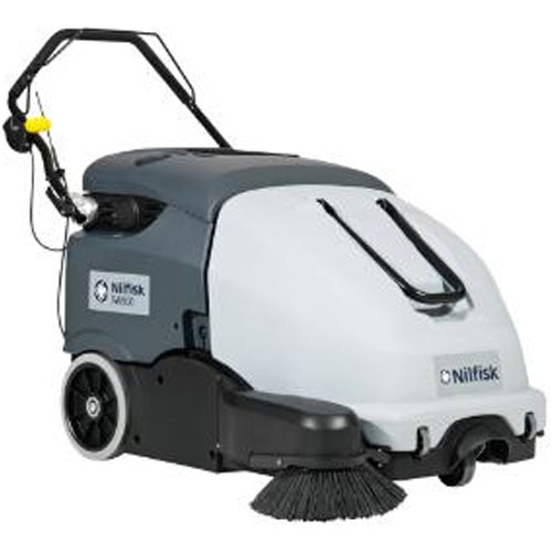 SW900P - Echipament de maturat, cu tractiune, pe carburant - Nilfisk Advance