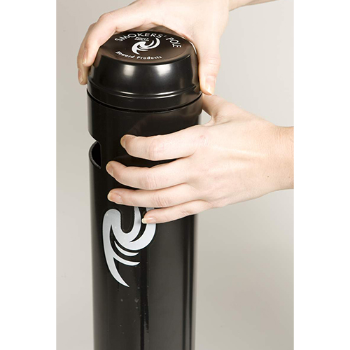 Scrumiera Pole, neagru - Rubbermaid 
