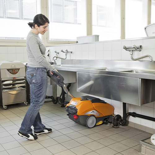 Swingo 350 E Euro - Echipament de spalat-aspirat - Taski 
