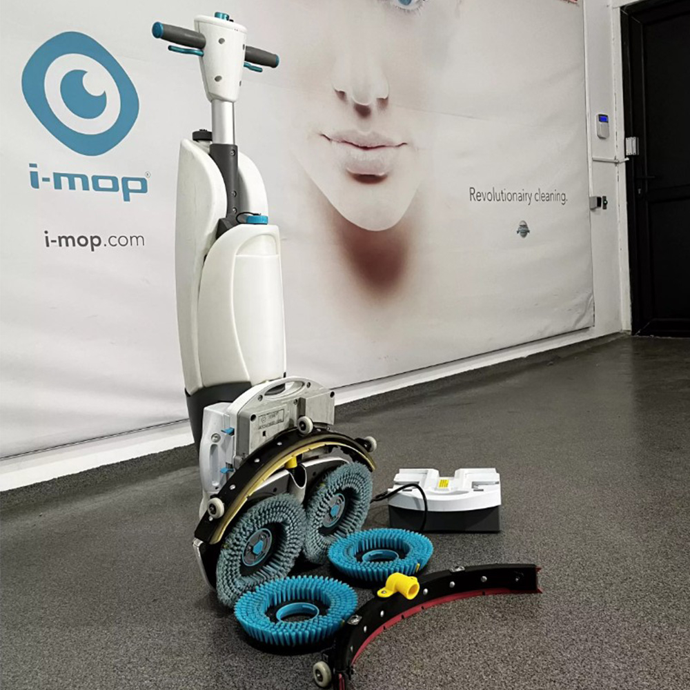 Robot profesional curatare pardoseli i-mop XL Pro, i-team